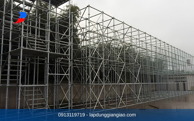 Bảng báo giá chi phí thuê giàn giáo Bình Dương theo ngày và theo tháng