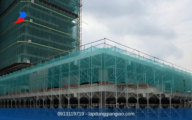 Dịch vụ cho thuê giàn giáo nhà dân mạ kẽm chất lượng cao phục vụ xây dựng nhà phố.