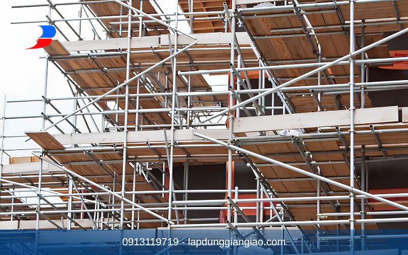  Công trình lắp đặt ứng dụng hệ thống tiêu chuẩn giàn giáo bs1139 nhập khẩu chính hãng.