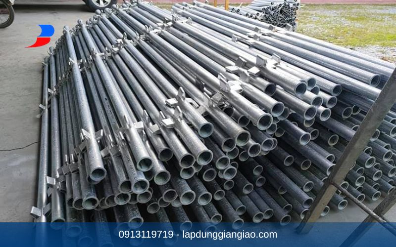 Tính linh hoạt và ưu điểm vượt trội khi sử dụng cây chống tăng mạ kẽm tại công trình.
