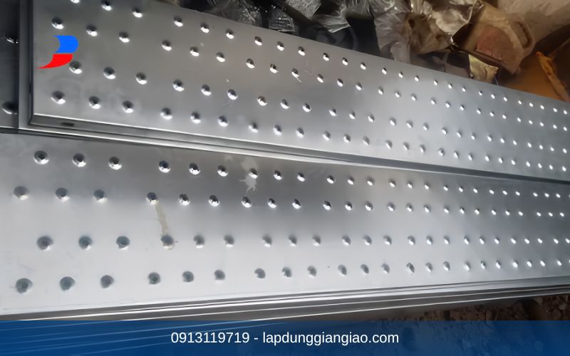  bảng báo giá mâm giàn giáo mua thuê mới nhất 2026