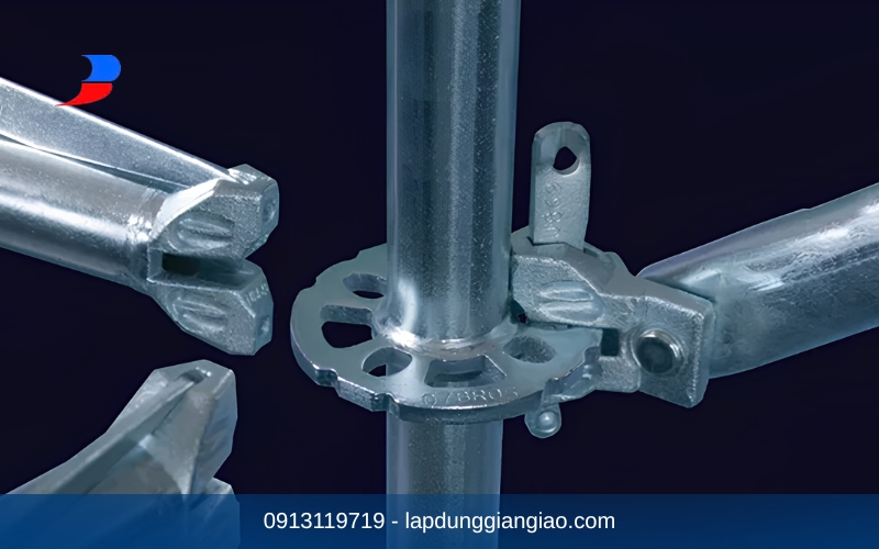 Chi tiết đĩa hoa thị và chốt nêm giàn giáo Ringlock